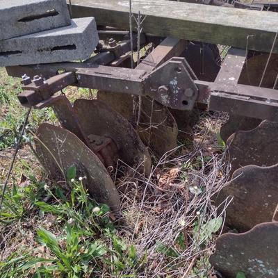 Set of Two Row Ground Discs Farm Implement