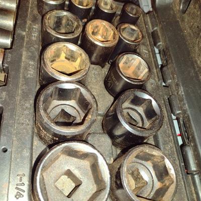 Klutch Brand Six Point Socket and Ratchet Sets 1/2" and 3/8" (#23g)