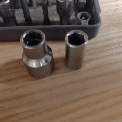 Hansen Twelve- and Six-Point Socket Sets Standard Drive 1/2" and 3/8", (#22i)