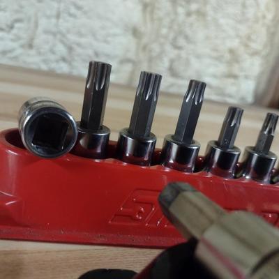 Snap-On Driver Sets Standard and Metric Drive 1/2" and 3/8" (#22d)