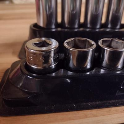 Snap-On Six Point Socket Sets Metric Drive 1/4" and 3/8" (#22c)