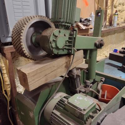 Industrial Abrasive Belt Sander/Polisher by Montana 3-Phase