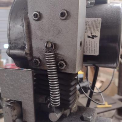 Rockwell Walker-Turner Variable Speed Machine Tool Benchtop Drill Press