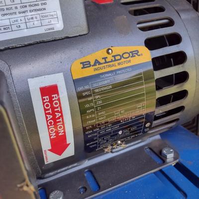 Quincy Commercial 5hp 60 Gallon Two-Stage Air Compressor