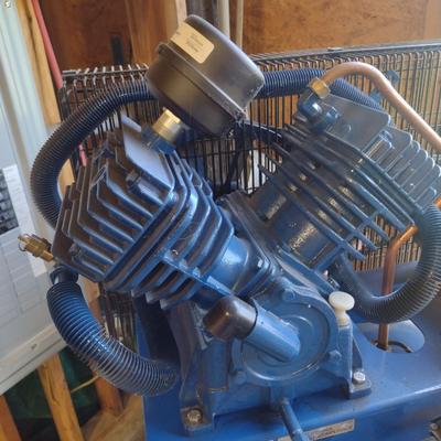 Quincy Commercial 5hp 60 Gallon Two-Stage Air Compressor