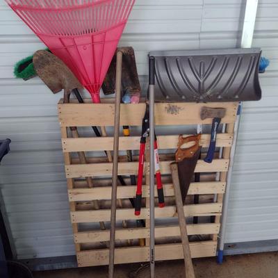 Assortment of Garden Hand Tools (T)