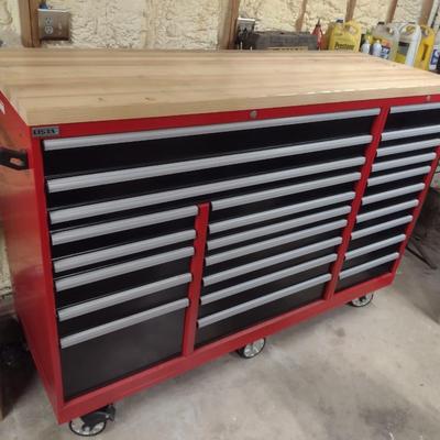 Lista Mechanic's Steel Tool Cabinet 26 Drawer with Wood Work Top and Heavy Duty Six-Ct Castors (No Contents)