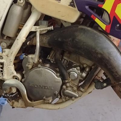 Vintage 1995 Honda CR-125 Dirt Bike Motorcycle