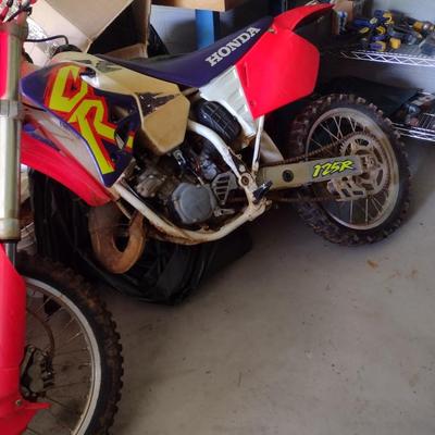 Vintage 1995 Honda CR-125 Dirt Bike Motorcycle