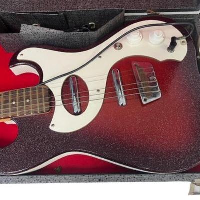 1960s Silvertone Model 1457 Amp-in-Case Electric Guitar