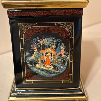 Russian porcelain music box 4 3/4” tall