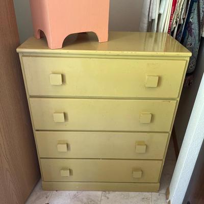 E1 - Vintage Chest of drawers & stool
