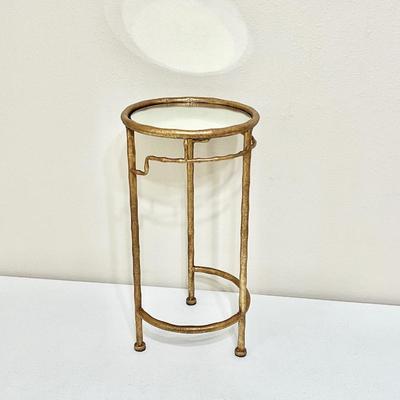 20” Antiqued Gold Mirrored Top Table