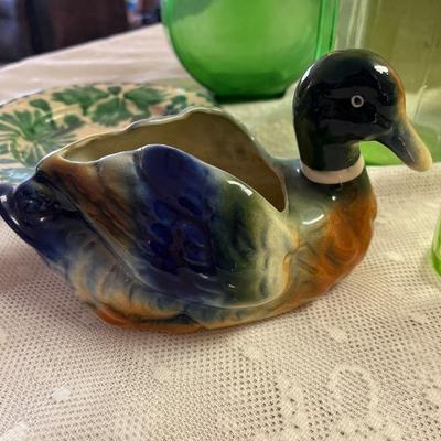 K25- Vintage duck planter, green depression glass, Mexico plate, statue