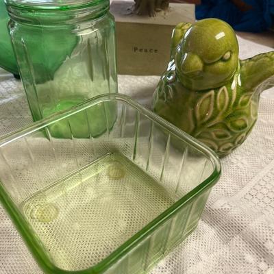 K25- Vintage duck planter, green depression glass, Mexico plate, statue