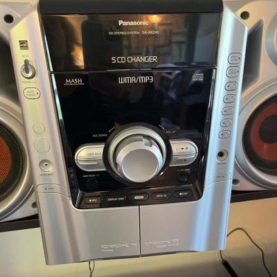 L12- Panasonic 5 disc changer WMA MP3 player stereo