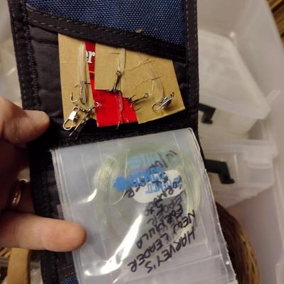 Collection of Fly Tying Supplies and Instructional Books (D)