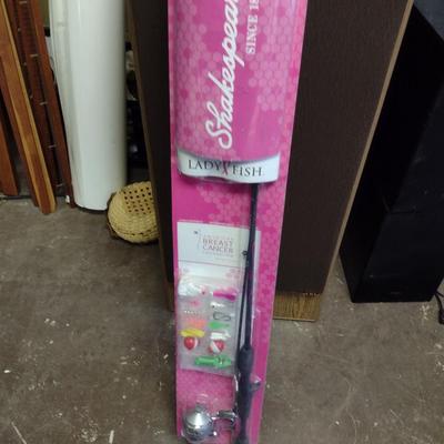 Shakespeare Ladies Fishing Pole Set- New and Unopened (D)