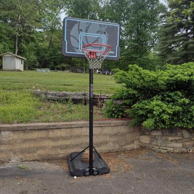 Lifetime Folding Basketball Goal