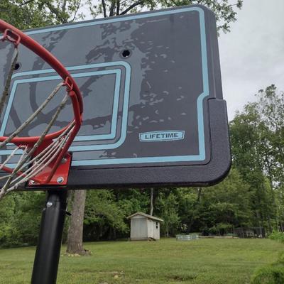Lifetime Folding Basketball Goal