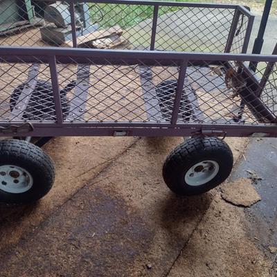Garden Pull Wagon Metal Mesh Sides and Bed