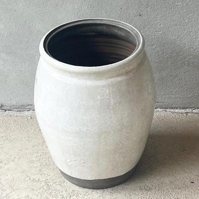 Gray/Beige Stoneware Pharmacy Planter