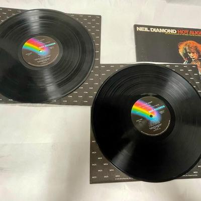 2 Album Lot of Neil Diamond Vintage Vinyl 33RPM Rainbow & Hot August Night