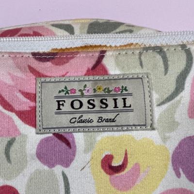 LOT 16Y: Funky Purses/Handbags - Fossil, Lemon Hill & More