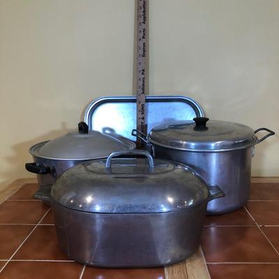 LOT 130B: Aluminum Kitchen Collection - Wear Ever, Magnalite & More