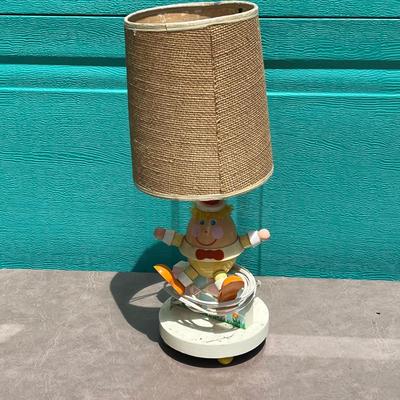 LOT 164G: Vintage Wooden Humpty Dumpty Children’s Lamp