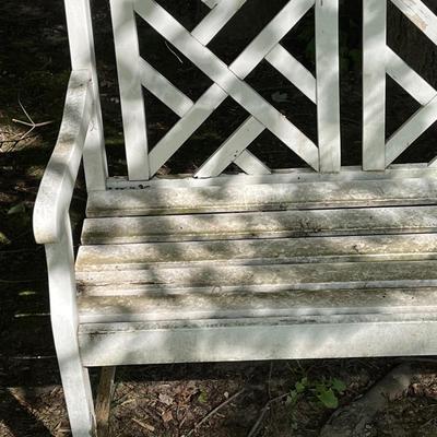 LOT 277 O: Wooden Outdoor Garden Bench