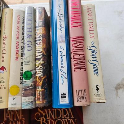 Hardback fiction book lot