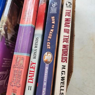 Paperback fiction book lot including John Grisham