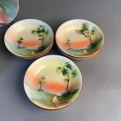 1081 Vintage Handpainted Asian Nippon Set