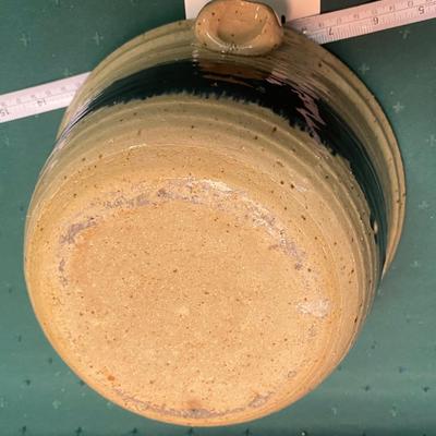 Pottery Bowl with Lid