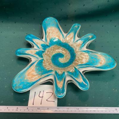 Vintage Art Glass Bowl