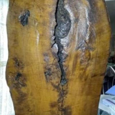 Vintage Unique Japanese George Nakashima Style Walnut Decor 32" Tall with Applied Bone Carvings in Good Condition.