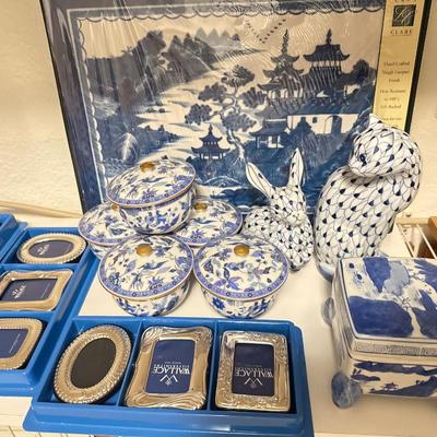 Blue and white decor collection