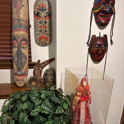 Korean theater, masks, Russian doll lot