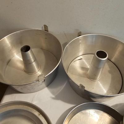 Assorted Baking Pans, Trays & More (G-JS)