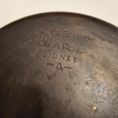 Griswold, Wagner to Lodge Cast Iron Cookware (G-JS)