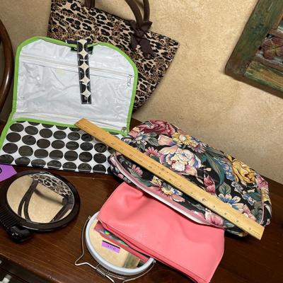 Assorment of bags