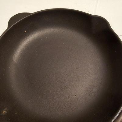 Le Creuset Cast Iron Cookware & More (G-JS)