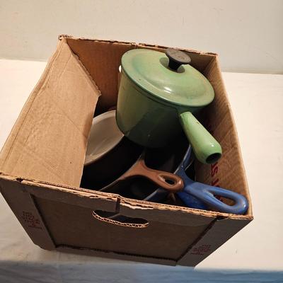Le Creuset Cast Iron Cookware & More (G-JS)