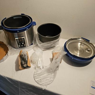 Emeril Deep Fryer & Bon Appetit 7QT Pressure Cooker (G-JS)