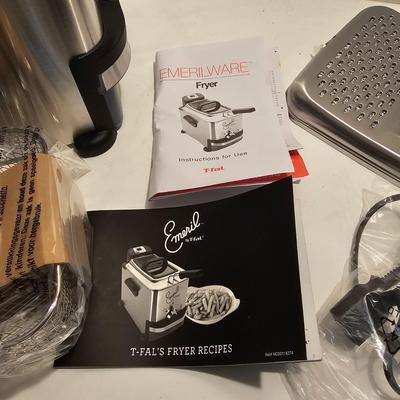 Emeril Deep Fryer & Bon Appetit 7QT Pressure Cooker (G-JS)