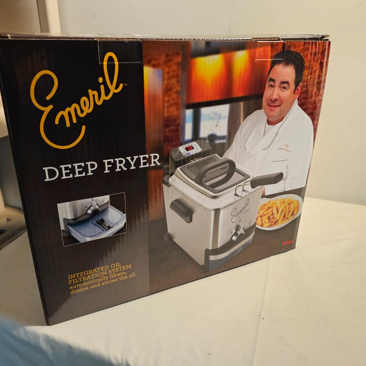 Emeril Deep Fryer & Bon Appetit 7QT Pressure Cooker (GJS
