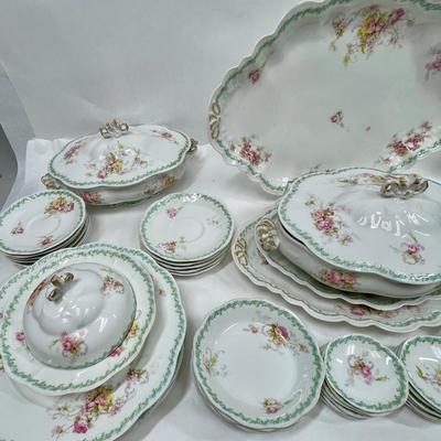 Pretty LIMOGES Rose Pattern on White with mint border print - large set, over 50 Pcs.