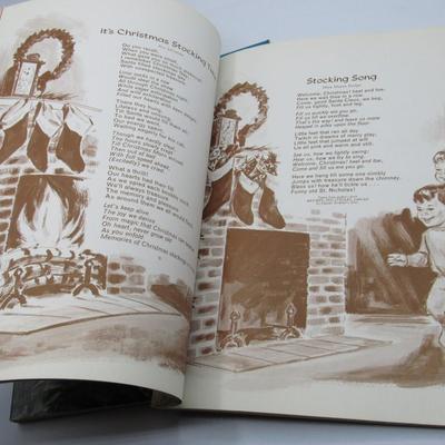 2 Vintage Magazines about plants & Christmas