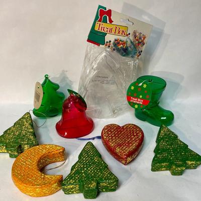 Christmas Holiday Shaped treat boxes